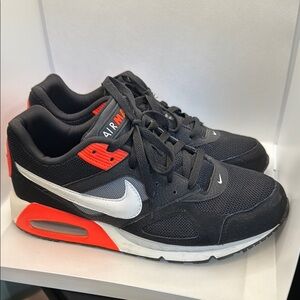 Nike Air Max IVO Black/White Men's Running Training Shoes Black Crimson Size 9